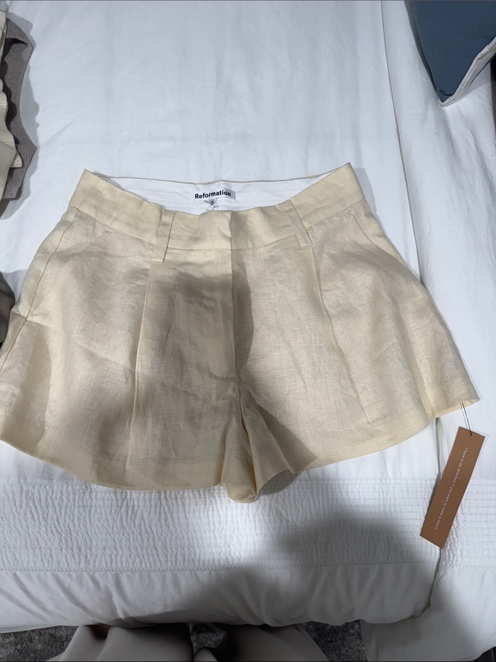 Reformation Cream High-Waist Tailored Linen-Blend Shorts